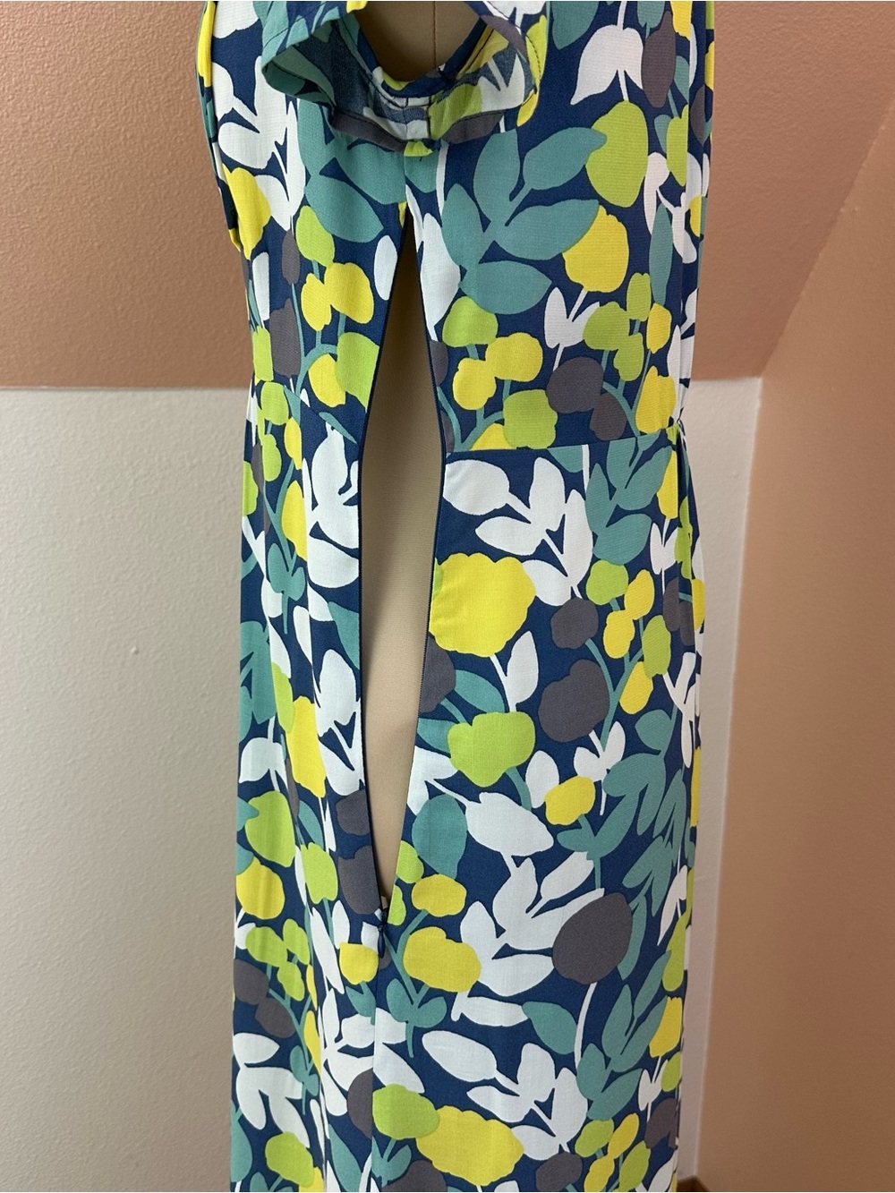 Boden Multicolor Pin Pleat Midi Tea Dress Womens 8 Tall V-Neck 100% Viscose - Picture 4 of 16